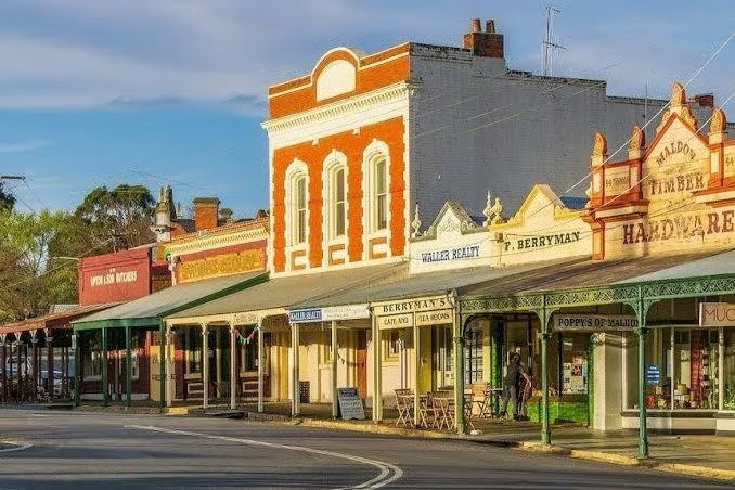 Photo of several old buildings in Maldon High street Victoria